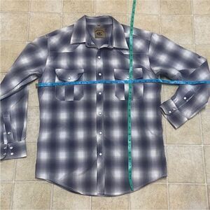 Coevals Club Men's Gray and White Checkered Button Down Shirt Size M Used